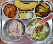 급식앨범<급식<학교소식<성송초등학교 성송초등학교