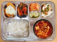식단앨범<식생활관<학교소식<이리북중학교 이리북중학교
