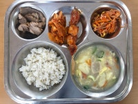 오늘의 점심메뉴 사진