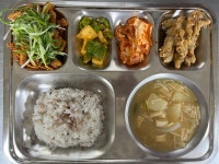 급식앨범<급식소<학교 공지 및 소식란<학교생활<호남고등학교 호남고등학교