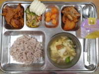 급식앨범<식생활관<지원소식<익산지원중학교 익산지원중학교