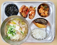 급식사진<이달의식단<영양소식<학교소식<새솔중학교 새솔중학교