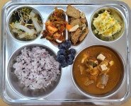 식단갤러리<식생활관<천서마당<천서초등학교 천서초등학교