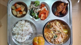 이달의 식단<식생활관<학교소식<송풍초·용담중학교 송풍초·용담중학교