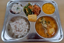 식단갤러리<식생활관<천서마당<천서초등학교 천서초등학교