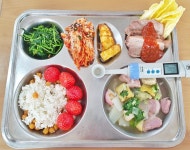 식생활사진<급식소식<참여마당<비룡초등학교 비룡초등학교