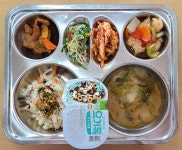 식단갤러리<식생활관<천서마당<천서초등학교 천서초등학교