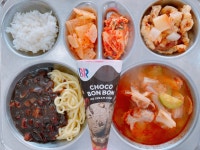 급식 갤러리<급식실<학교소식<인월초등학교 인월초등학교