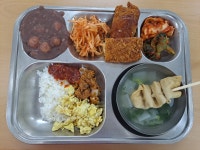 급식 사진<식생활관<외궁소식<외궁초등학교 외궁초등학교