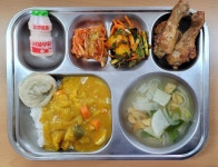 오늘의 점심메뉴 사진<식생활관<학교소식<사매초등학교 사매초등학교