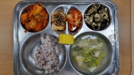 급식앨범<급식실<열린마당<남원서진여자고등학교 남원서진여자고등학교