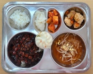 식단갤러리<식생활관<천서마당<천서초등학교 천서초등학교