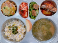 급식 갤러리<급식실<학교소식<인월초등학교 인월초등학교