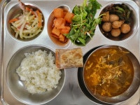 급식앨범<식생활관<학교소식<이리북초등학교 이리북초등학교