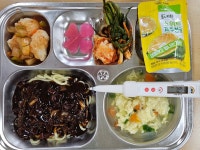 급식앨범<학교급식<지곡알림방<군산지곡초등학교 군산지곡초등학교