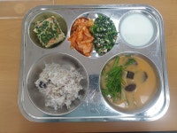 식단<식생활관<알림마당<전주송천초등학교 전주송천초등학교