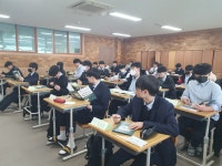 학교앨범<알림마당<우석고등학교 우석고등학교