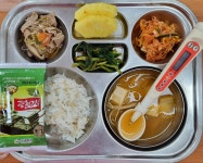 급식앨범<급식<학교소식<성송초등학교 성송초등학교