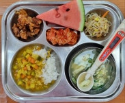 급식앨범<급식<학교소식<성송초등학교 성송초등학교