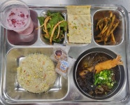 급식사진<급식실<교육활동<김제중앙중학교 김제중앙중학교