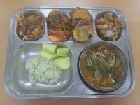 급식 사진<식생활관<외궁소식<외궁초등학교 외궁초등학교