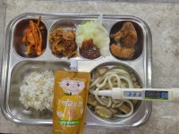 식생활관 사진방<식생활관 소식<알림마당<흥덕초등학교 흥덕초등학교