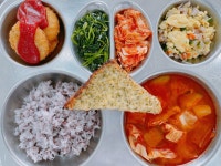 급식 갤러리<급식실<학교소식<인월초등학교 인월초등학교