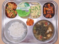 식단 갤러리<식생활관<알림마당<이리고현초등학교 이리고현초등학교