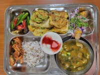 급식앨범<식생활관<알림마당<군산여자상업고등학교 군산여자상업고등학교