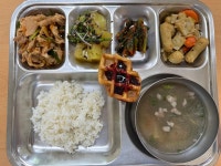 급식사진<식생활관<학교소식<진안중학교 진안중학교