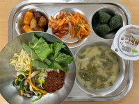 오늘의 점심메뉴 사진