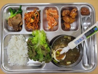 급식 앨범<급식실<학교소식<선유도중학교 선유도중학교