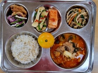 급식이미지<식생활관<교육활동<군산남중학교 군산남중학교