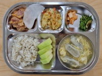 급식 갤러리<급식 안내<알림마당<군산도담유치원 군산도담유치원