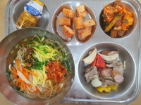 씨유남원노암공단점 | 오늘의 점심 메뉴<식생활관<알림마당<남원노암초등학교 남원노암초등학교