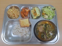 급식 사진<식생활관<외궁소식<외궁초등학교 외궁초등학교