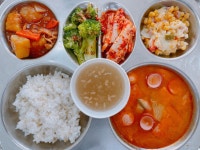 급식 갤러리<급식실<학교소식<인월초등학교 인월초등학교