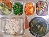 식단앨범<식생활관<학교소식<이리북중학교 이리북중학교