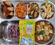 일일 식단 앨범<급식소식<소식마당<관촌초등학교 관촌초등학교
