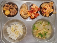 급식앨범<학교급식<학교소식<이리동남초등학교 이리동남초등학교