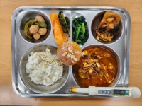 급식 사진<급식실<알림마당<푸른꿈고등학교 푸른꿈고등학교