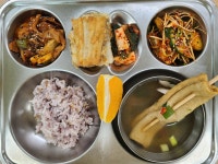 급식포토갤러리<식생활관<학교소식<성수초등학교 성수초등학교