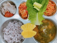 급식 갤러리<급식실<학교소식<인월초등학교 인월초등학교