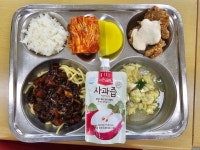오늘의 급식 사진<식생활관<군산우리별유치원 군산우리별유치원