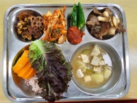 오늘의 급식 사진<식생활관<군산우리별유치원 군산우리별유치원