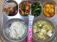 식단<급식<알림마당<군산나운초등학교 군산나운초등학교