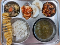식생활사진방<학교급식<학교소식<마령초등학교 마령초등학교