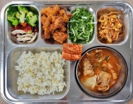 급식앨범<급식실<학교소식<이리남성여자중학교 이리남성여자중학교