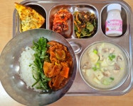 학교급식앨범<식생활관<학교소식<샘고을중학교 샘고을중학교