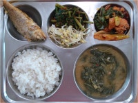 오늘의식단<이달의식단<식생활관<교육지원<한들중학교 한들중학교